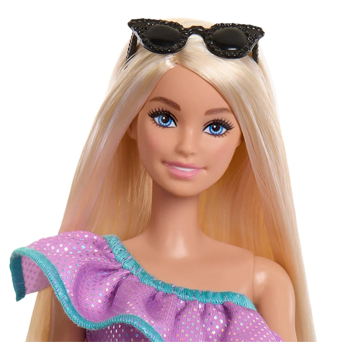 Barbie Doll and Fashion Accessory Set