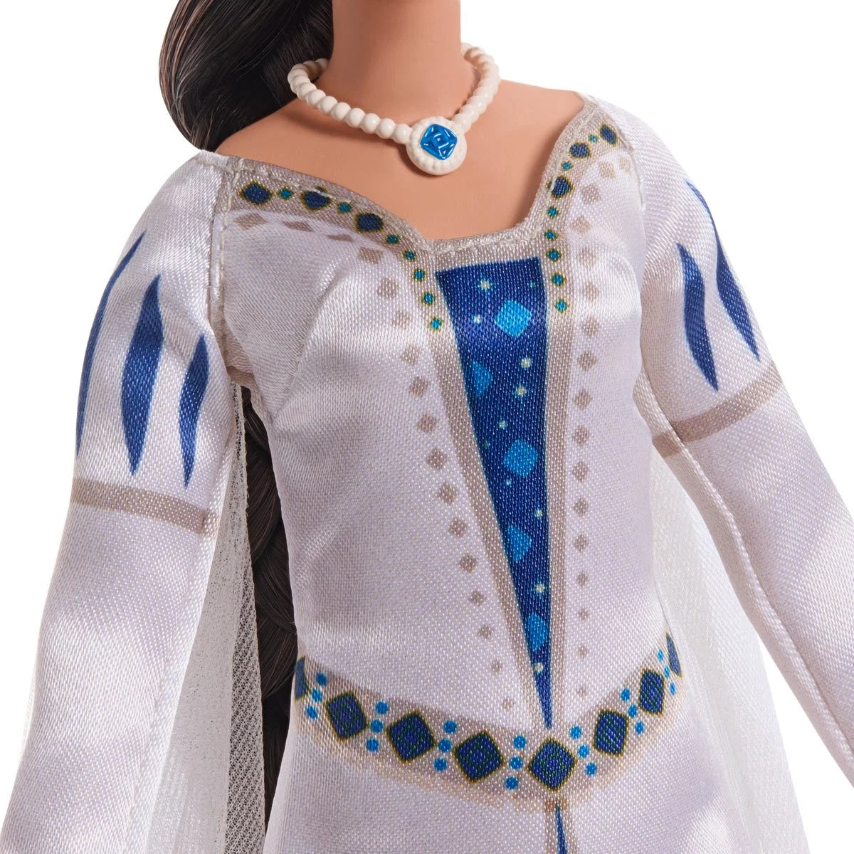 Disney Wish Queen Amaya of Rosas Fashion Doll