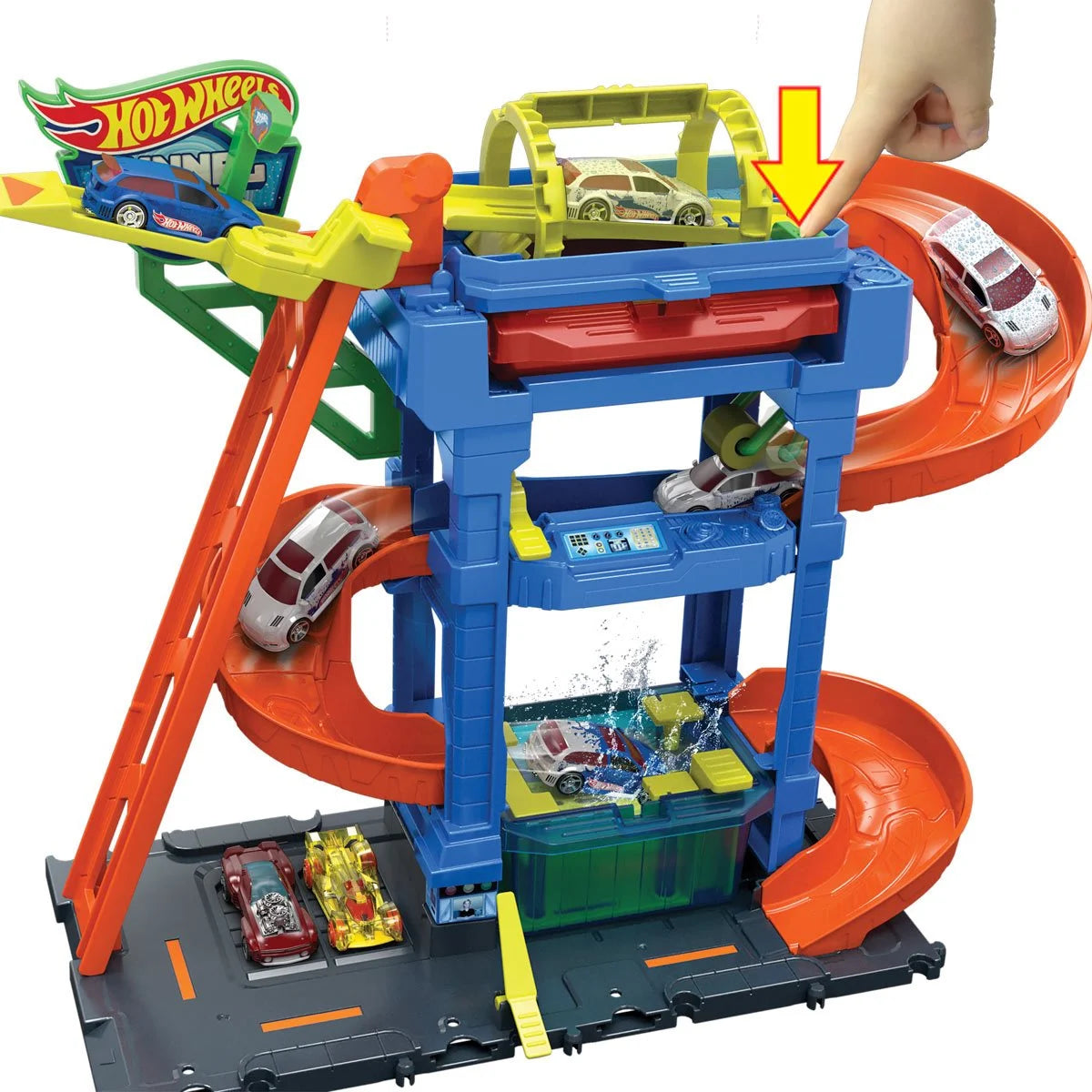 Hot Wheels Tunnel Twist Car Wash Playset